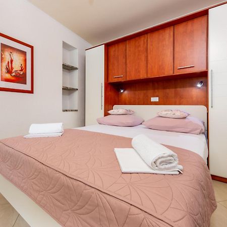 Apartmani Rita Baška Voda Extérieur photo